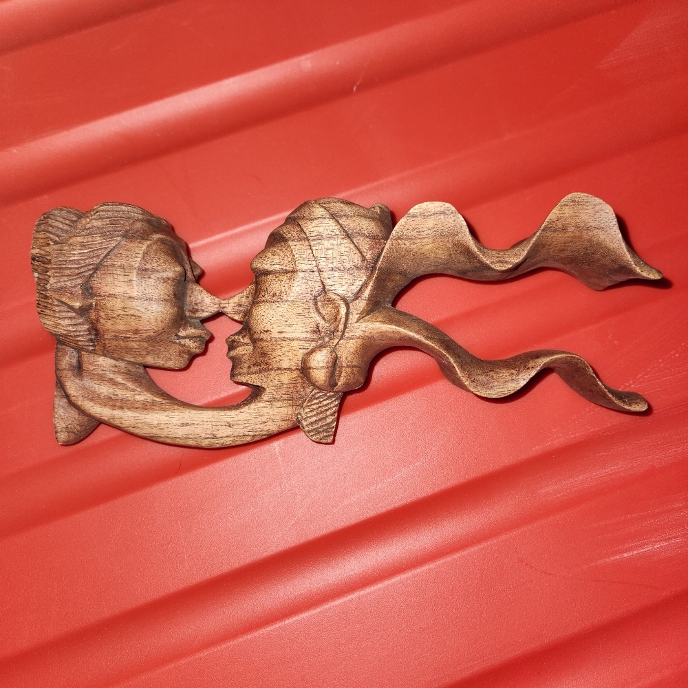 "The Kiss" Vintage Wood Sculpture / Wall Hanging - 14"